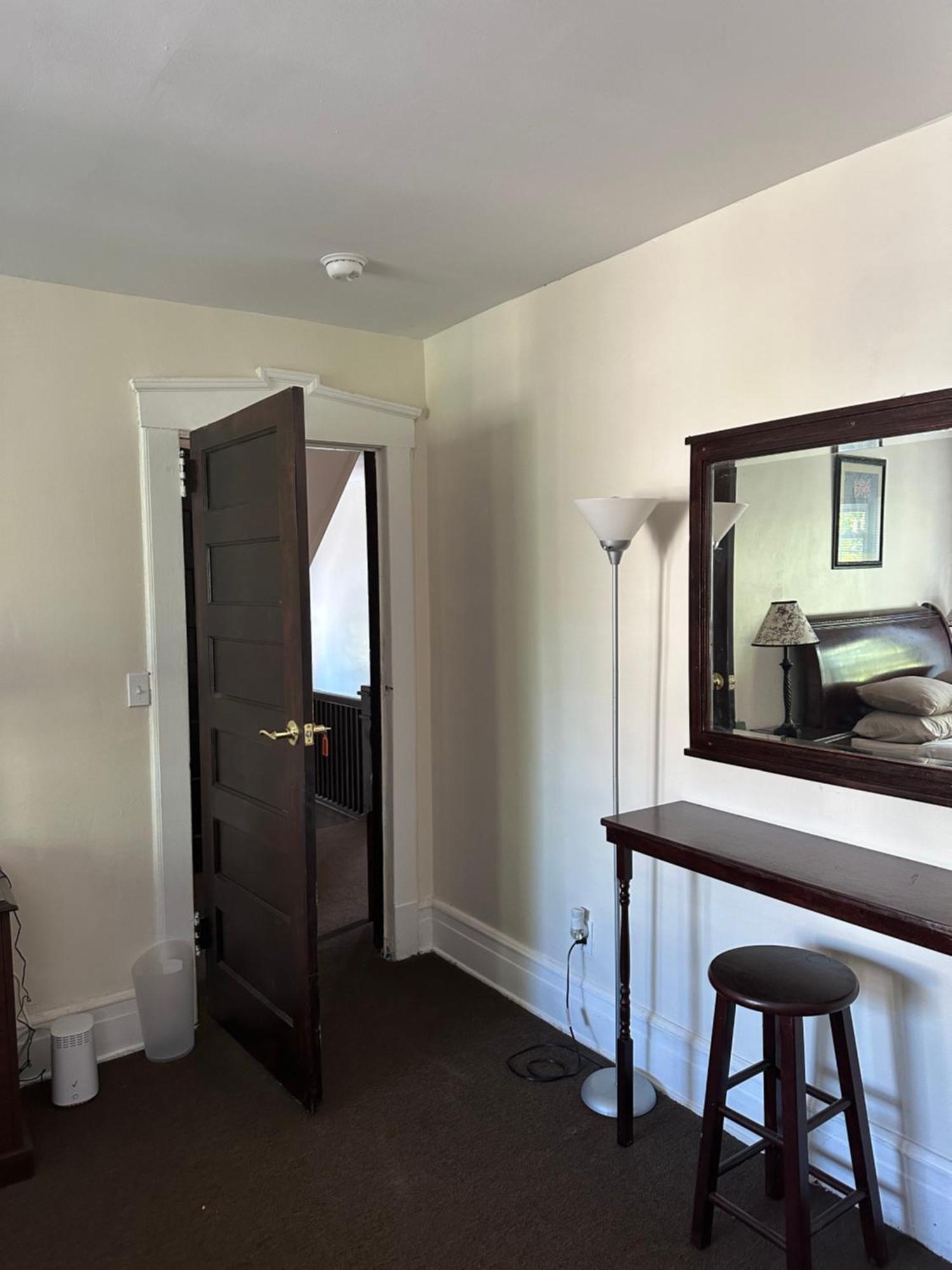Victorian Palace- Mahogany Room East Orange Exteriér fotografie